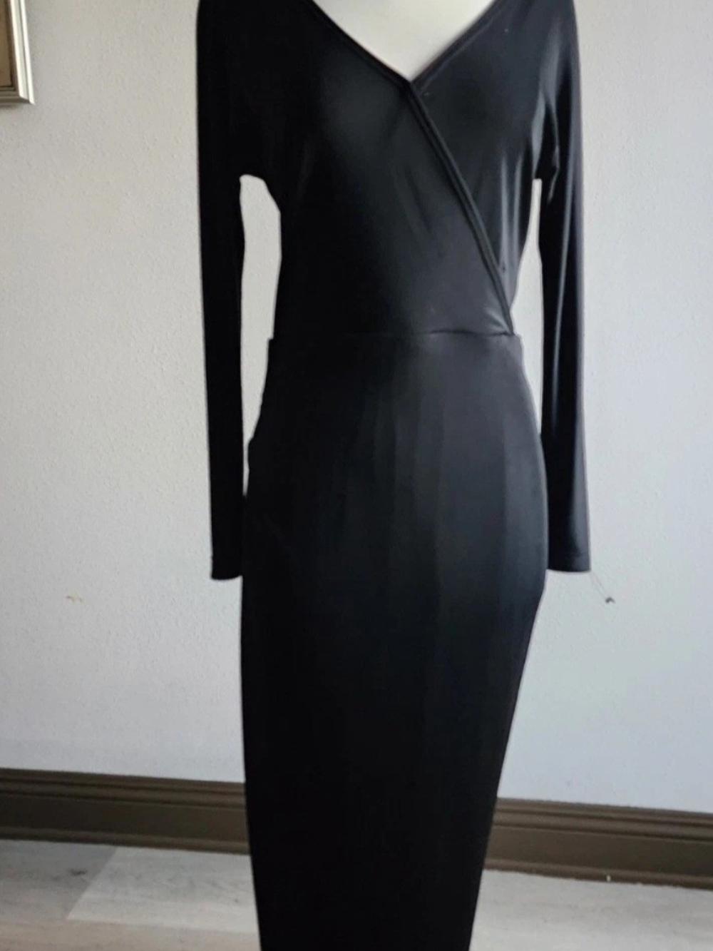 Tadashi Shoji Black Long-Sleeve Wrap-Front Sheath Dress